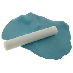 Plastic Rolling Pin - 7.5"