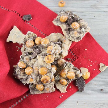 Peanut Butter Oreo Pretzel Bark