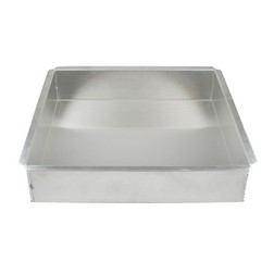 16 x 3" Square Cake Pan - Magic Line