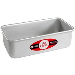 2 lb Snowflake Foil Loaf Pan with Dome Lid - Country Kitchen