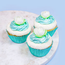 White Wafer Paper Roses with Leaves