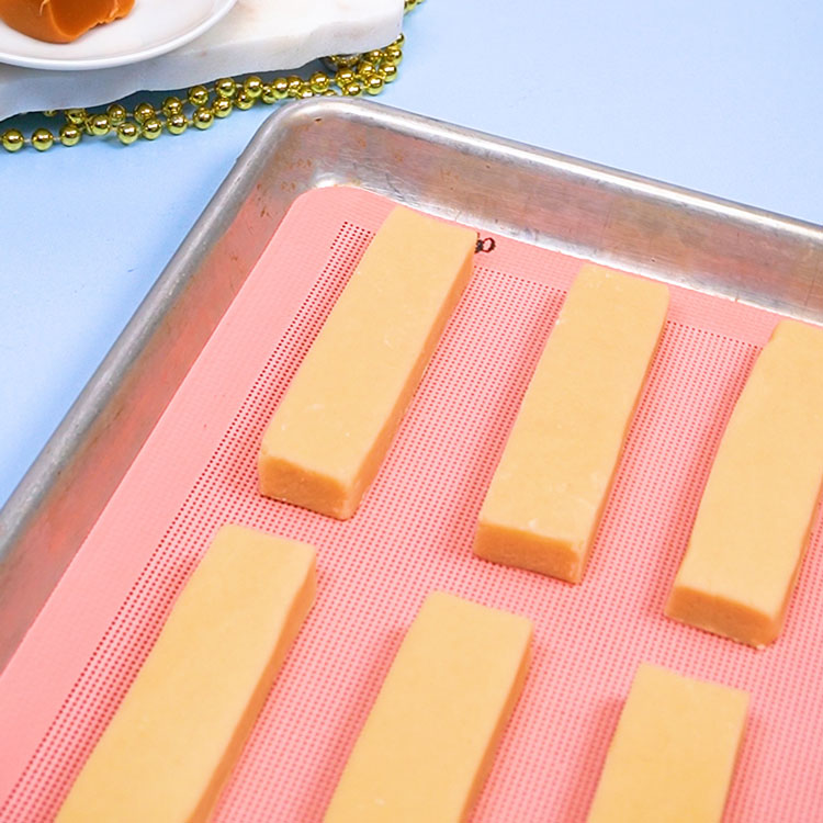 shortbread cookies on cookie sheet