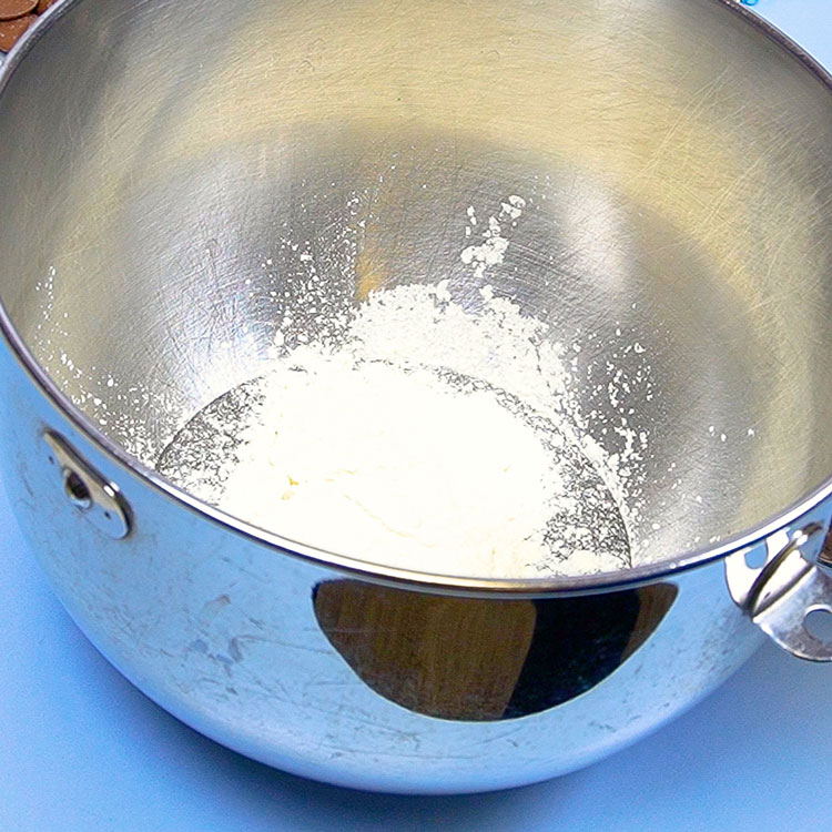 invert sugar and meringue powder in a mixing bowl