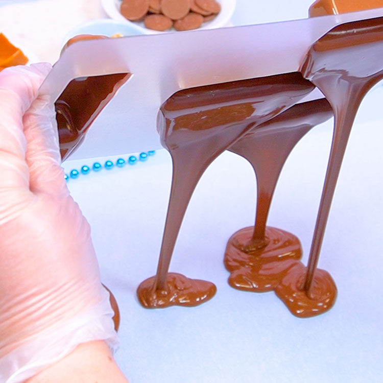 creating chocolate shells in chocolate mold